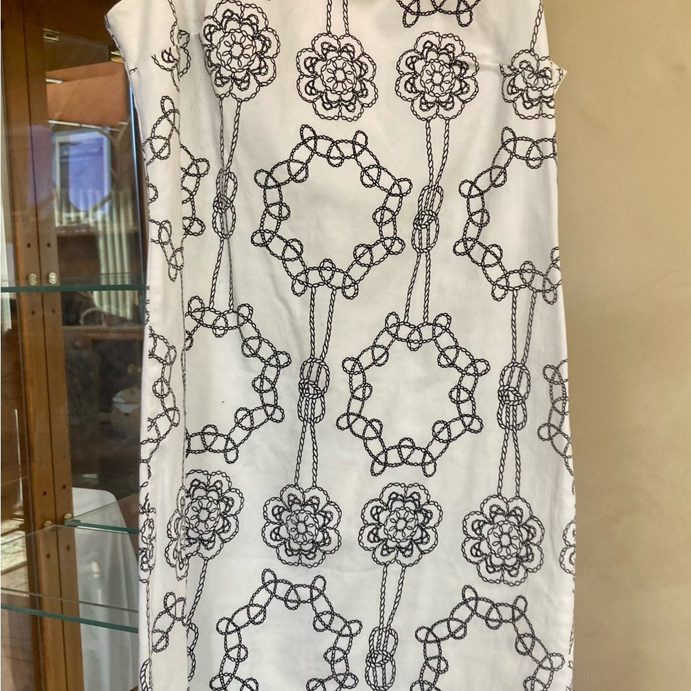 Summer dress. Crisp, delicate nautical motif.  Fitted and figure flattering.